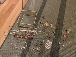 Modeschmuck in Schmuckkasten Glas Gold gebraucht
