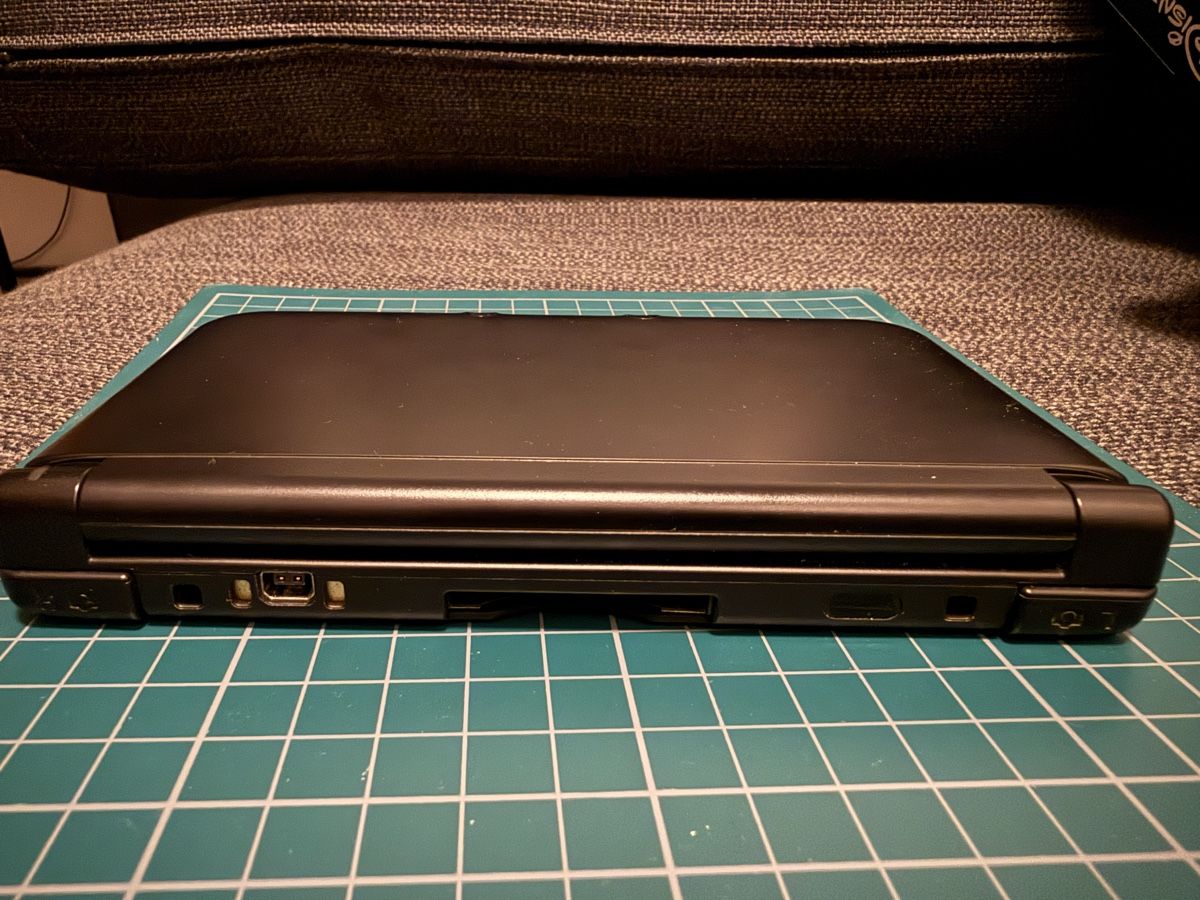 Nintendo Console: Nintendo 3DS XL inkl. Ladekabel – Usato da Dottikon venduto da bend 5