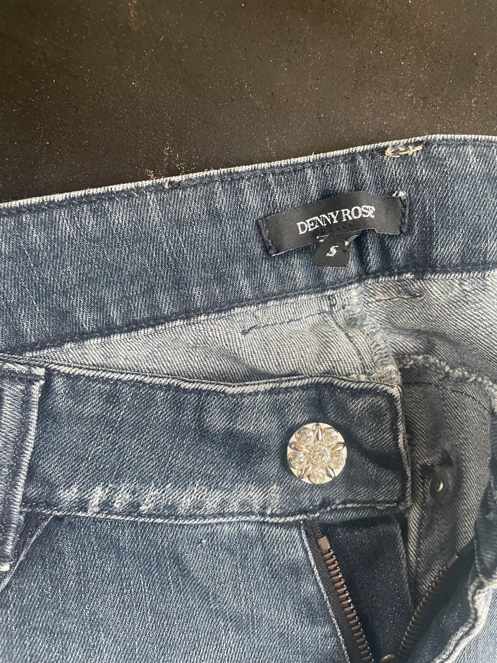 Pantaloni: Jeans Denny Rose con borchie – Usato da Minusio venduto da Pink222 2