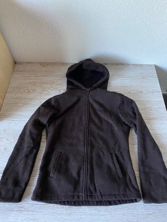 Braune Jacke mit Sternenmuster Größe XL