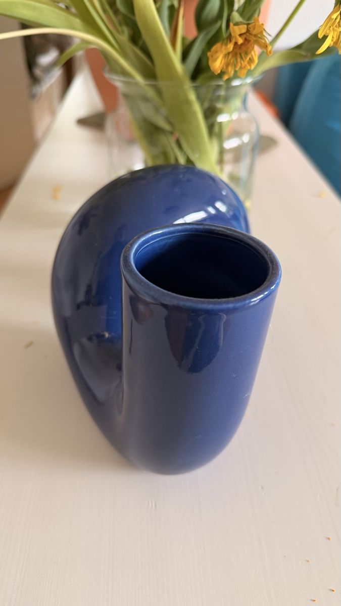 Vasi & Recipienti: Moderne Blaue Schlauch Vase  – Nuovo (secondo la descrizione) da Zürich venduto da jas_lk8w