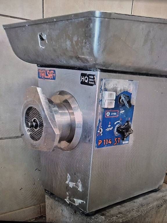 Tutte le macchine: Machine à hacher pro – Usato da La Croix (Lutry) venduto da j-c63
