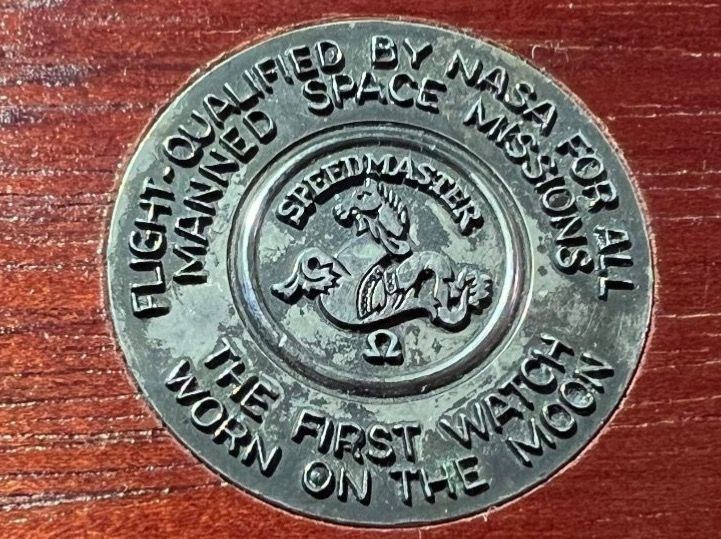 OMEGA Speedmaster Box für the first watch worn on the moon | Kaufen auf ...