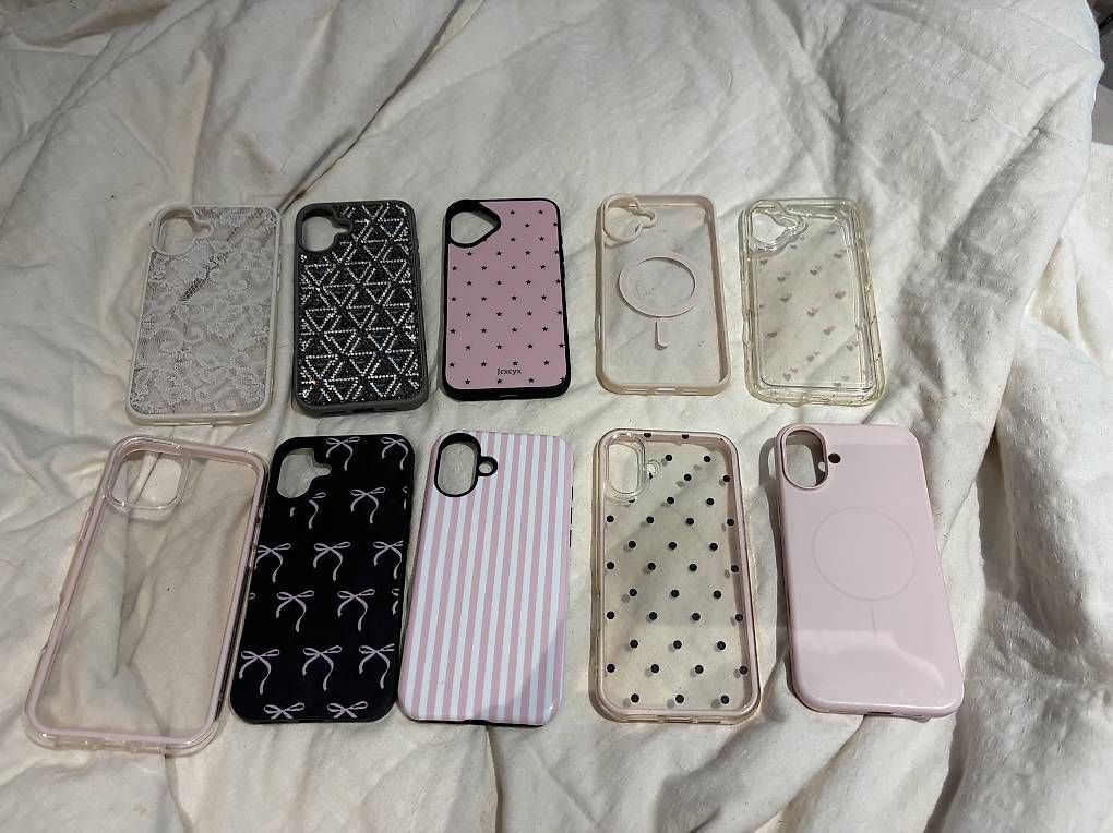 Portables: Iphone 16 plus 128GB - bianco – D'occasion à Ticino par lucreziaadelbelloo 2