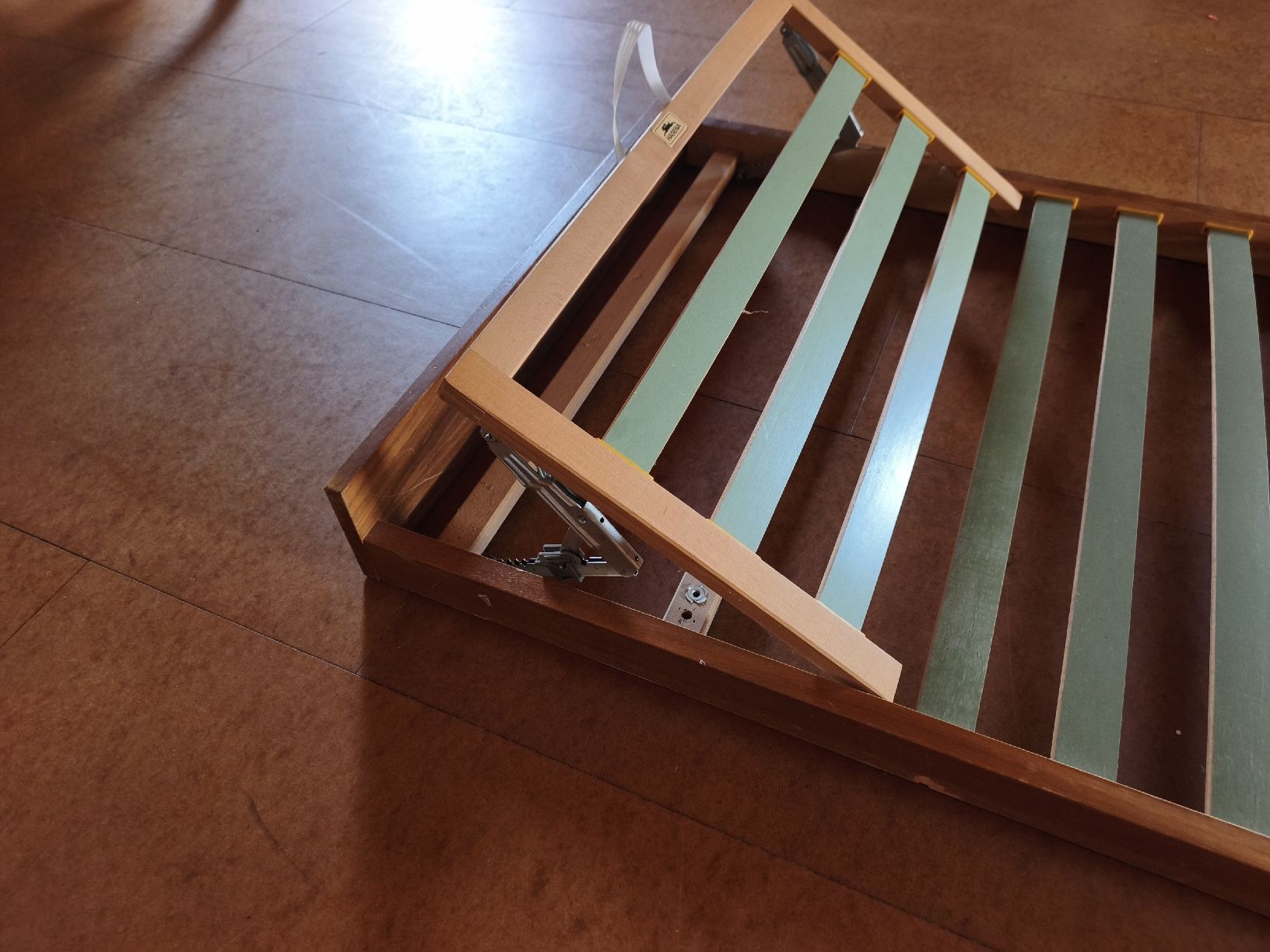 Hasena Sommiers: Holzlattenrost Einzelbett 90x200cm – D'occasion à Beinwil am See par Luzz 2