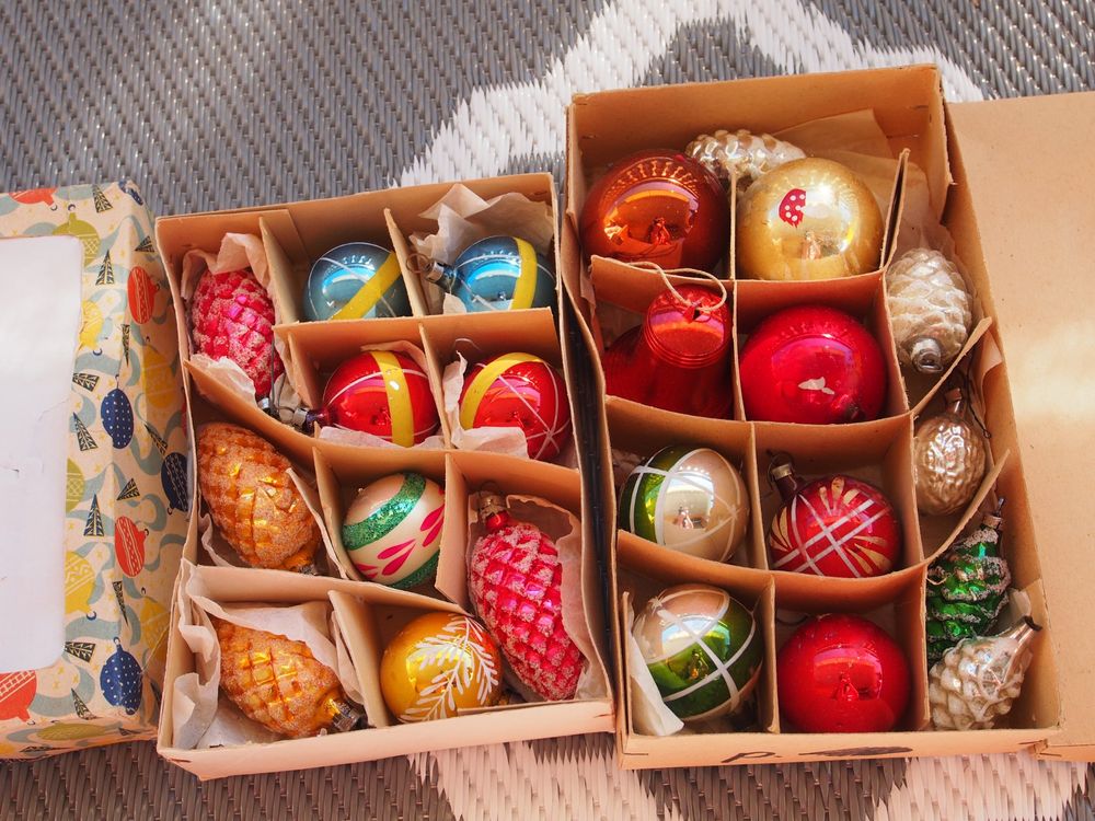 9. lot de pives et boules de noël anciennes | Kaufen auf Ricardo