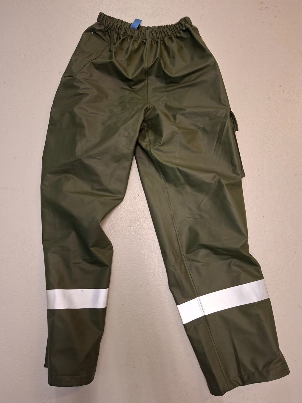 Pantalons: REgenhose – D'occasion à Ebmatingen par Ilg