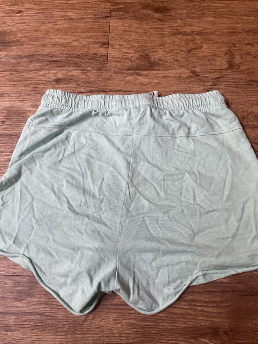 Hosen: Kurze Hose  – Neu (gemäss Beschreibung) aus Unterseen von Panini56 2