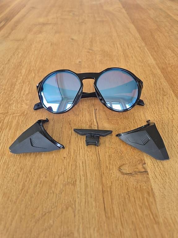 Oakley Occhiali & Lenti: Oakley Clifden Sportbrille – Usato da Lohn-Ammannsegg venduto da Jas_Rodi 1