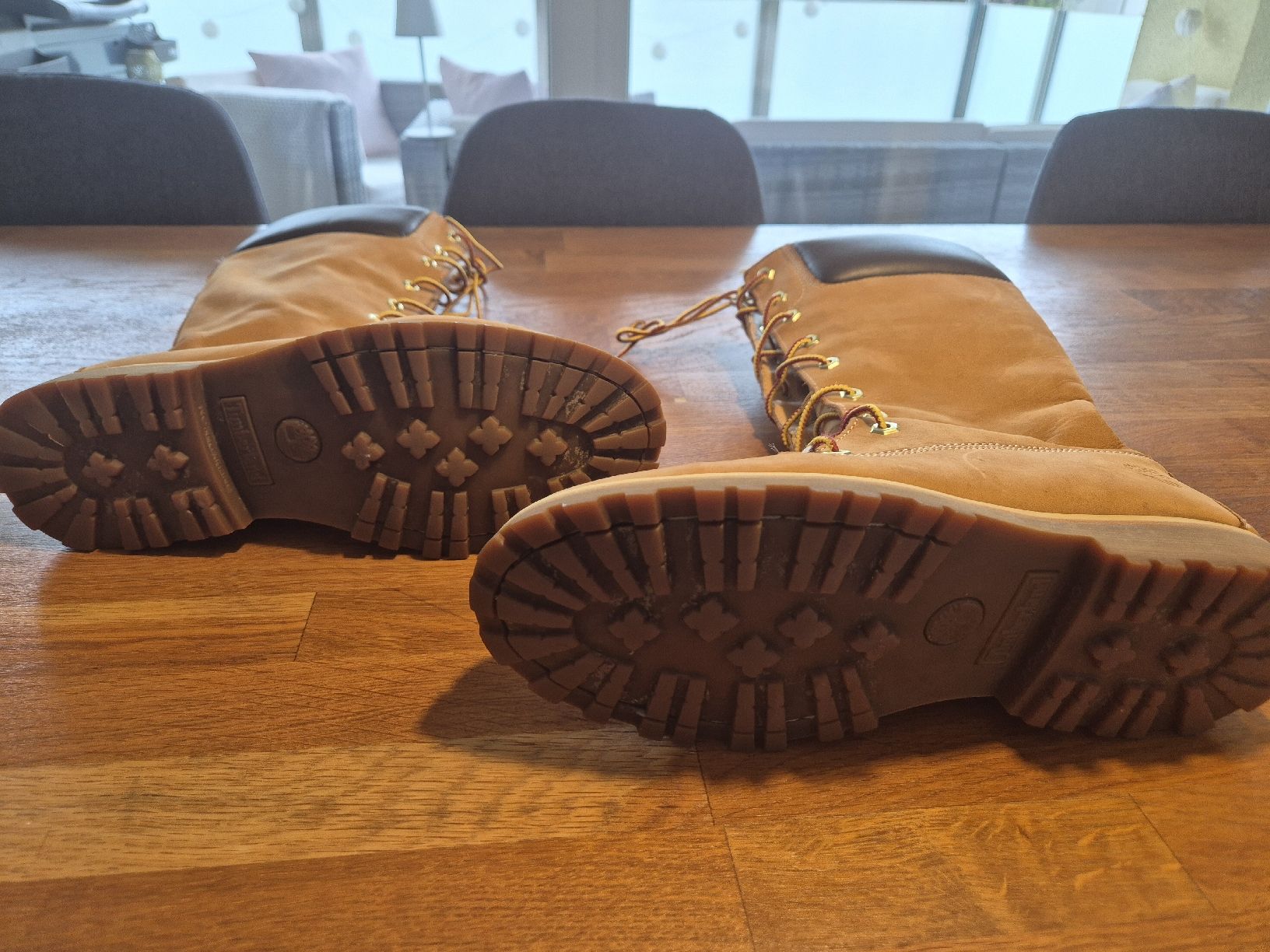 Timberland Damenschuhe: bottes timberland – Gebraucht aus Courtepin von cin_x7zj 1