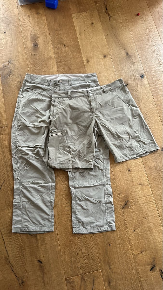 Peak Performance Pantaloni: Bequeme Peak Performance Wanderhosen Package XL – Usato da Steffisburg venduto da Kudiru