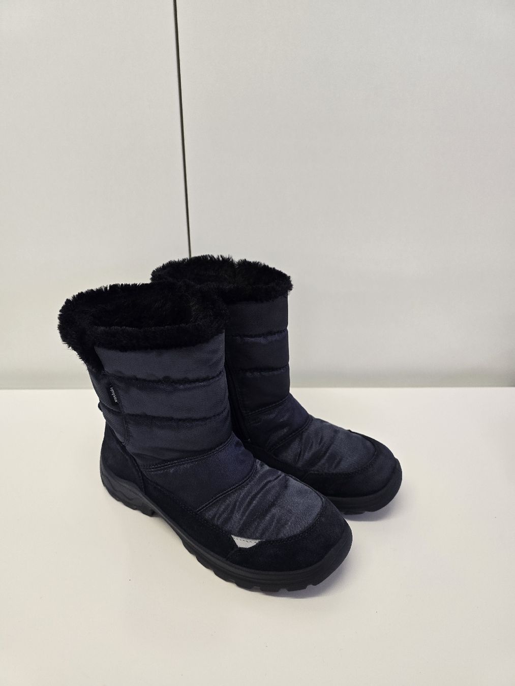 Superfit Schuhe für Mädchen: Mädchen Superfit Winterstiefel Gr.38 – Gebraucht aus St. Gallen von CAPYCORP