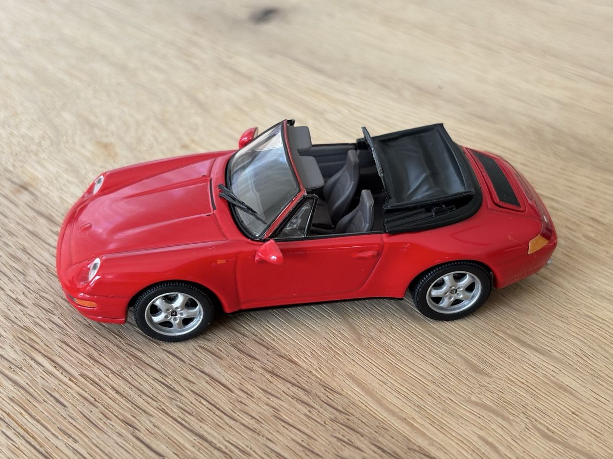 Porsche Modellini d'auto: 1 Porsche 911**Cabriolet**1:43** – Usato da Volketswil venduto da Car6 1