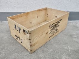alte Holzkiste Kiste TOBLER CHOCOLAT BERNE SUISSE