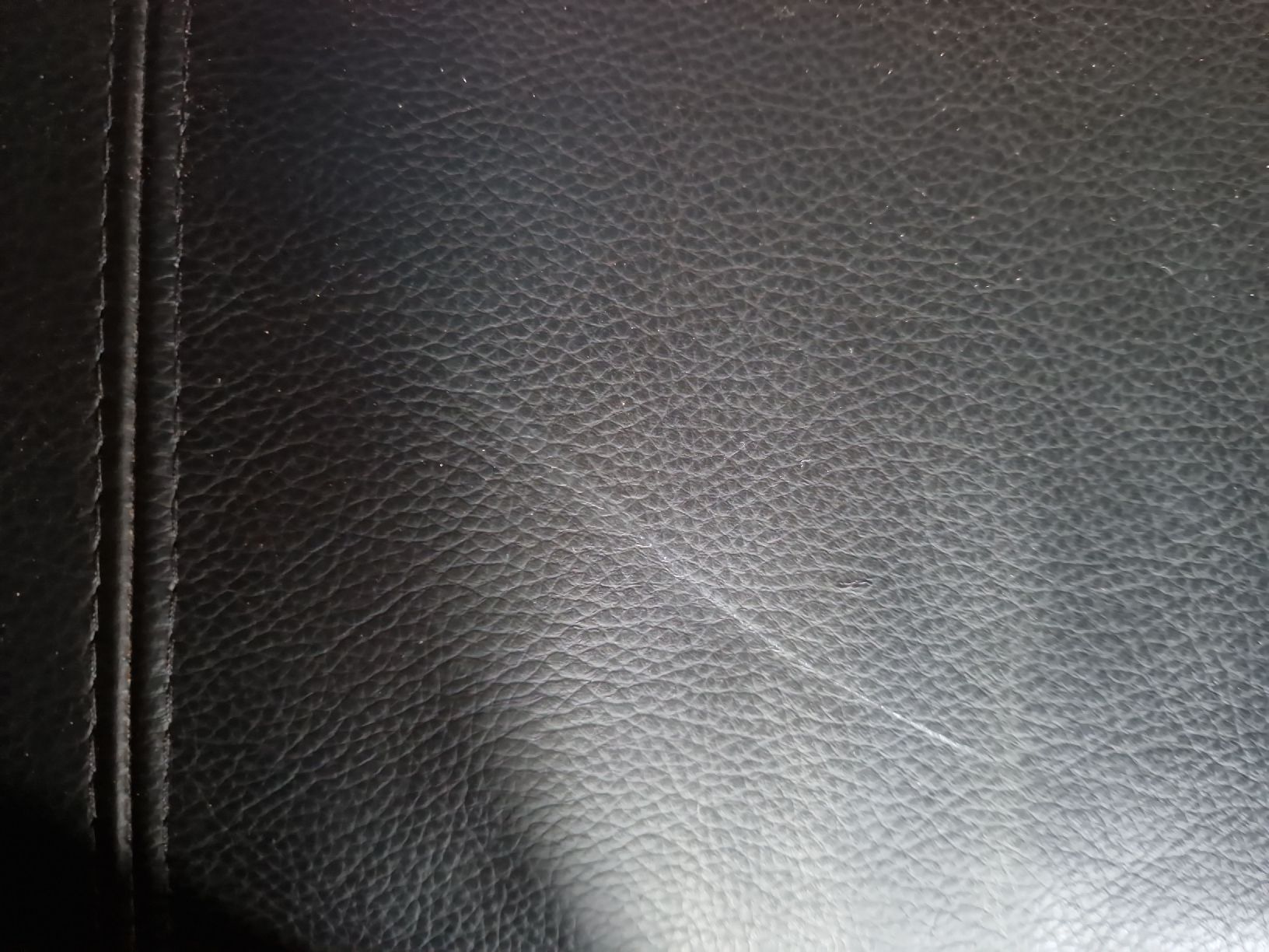 Sofas: Sofa Leder Zweiplätzer – Gebraucht aus Krinau von Stangensellerie 3