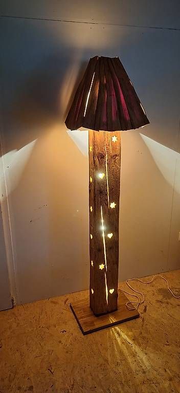 Lampes: Altholz Lampe mit Schindelschirm – D'occasion à Wald ZH par Orgelfreak 2