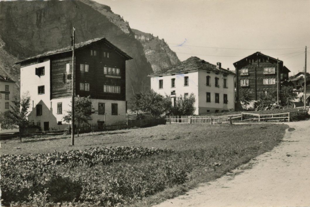 Ansichtskarten: Randa   VS  -   Dorfpartie         um 1950 – Gebraucht aus Brig von Valcards54