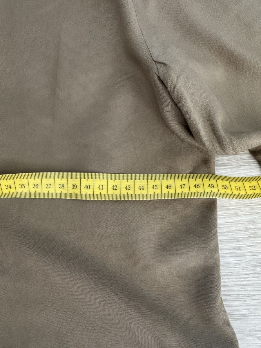 Camicette: Khaki Bluse 100% Viskose S/M – Usato da heerbrugg venduto da Sesolella 1