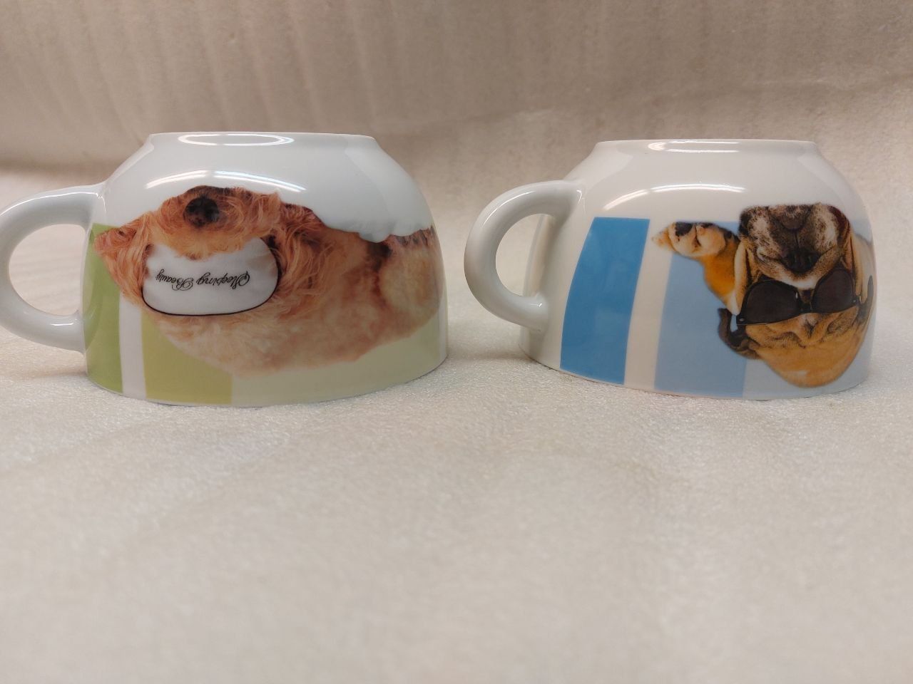 Tazze: 2 Mugs featuring dogs - 2 Tassen mit Hunden – Nuovo (secondo la descrizione) da Pambio Noranco venduto da Pol69 1