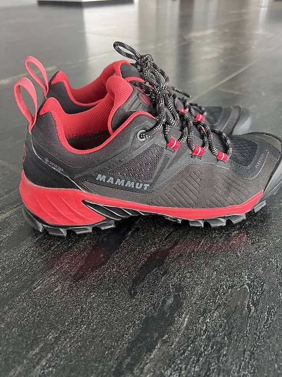 Damenschuhe: Trekking Schuhe Gr. 37 – Gebraucht aus Günsberg von ElenaFl