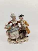 Gräfental. Antike Porzellan Figur Paar unwerben.