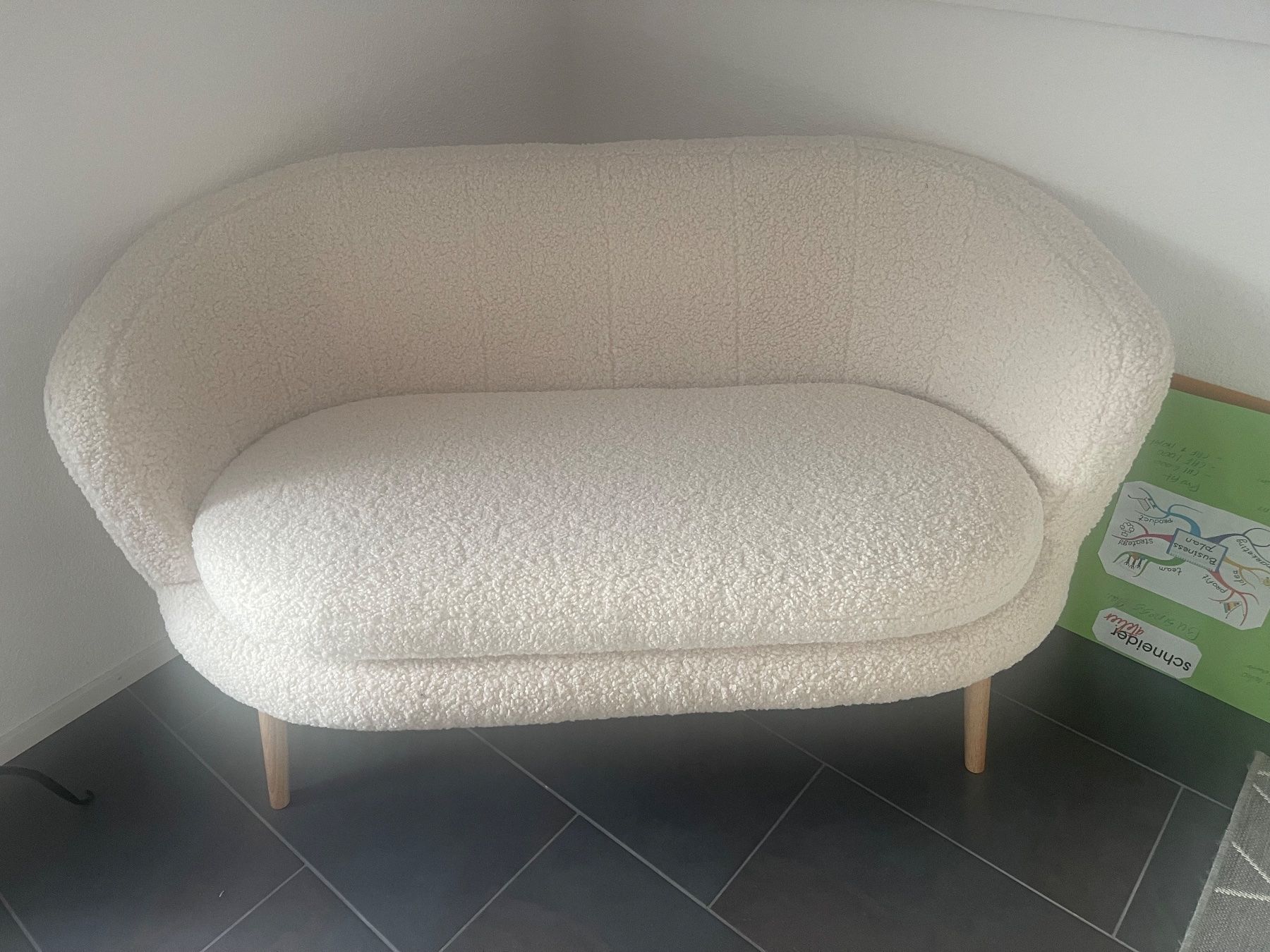 Jysk Divani: Sofa GISTRUP 2-Sitzer off-white Teddystoff – Usato da Thalheim an der Thur venduto da Renato120