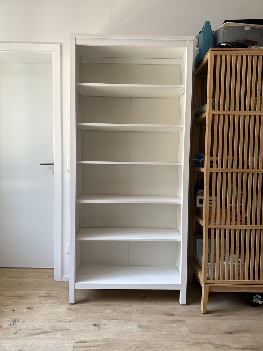 Étagères: Ikea HEMNES Bücherregal – D'occasion à Diessenhofen par Ibrahim_dndr