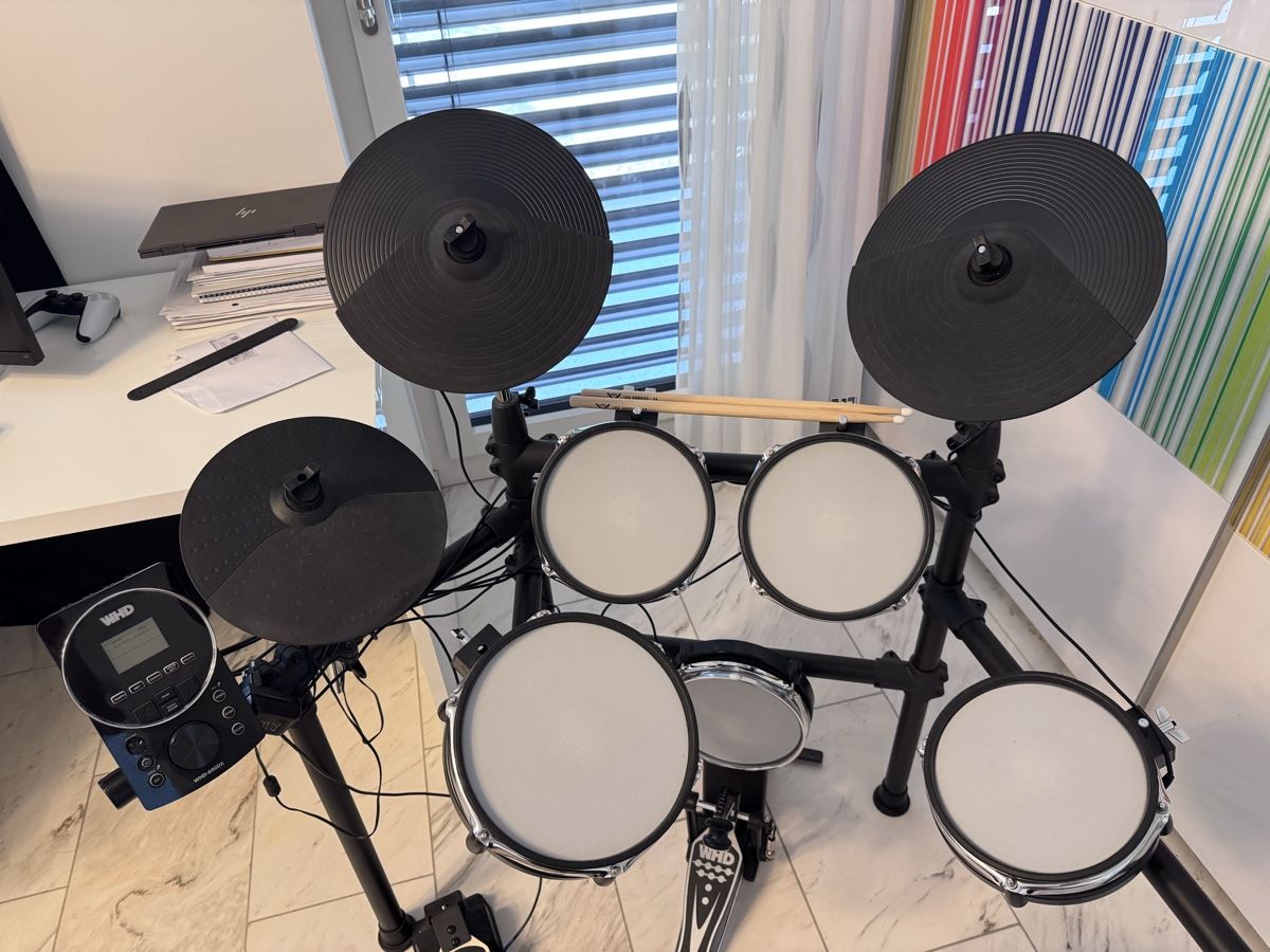 Strumenti musicali: E-Drum WHD 600-DX Mesh Electronic Drum Kit – Usato da Dübendorf venduto da ama_mlc5 1