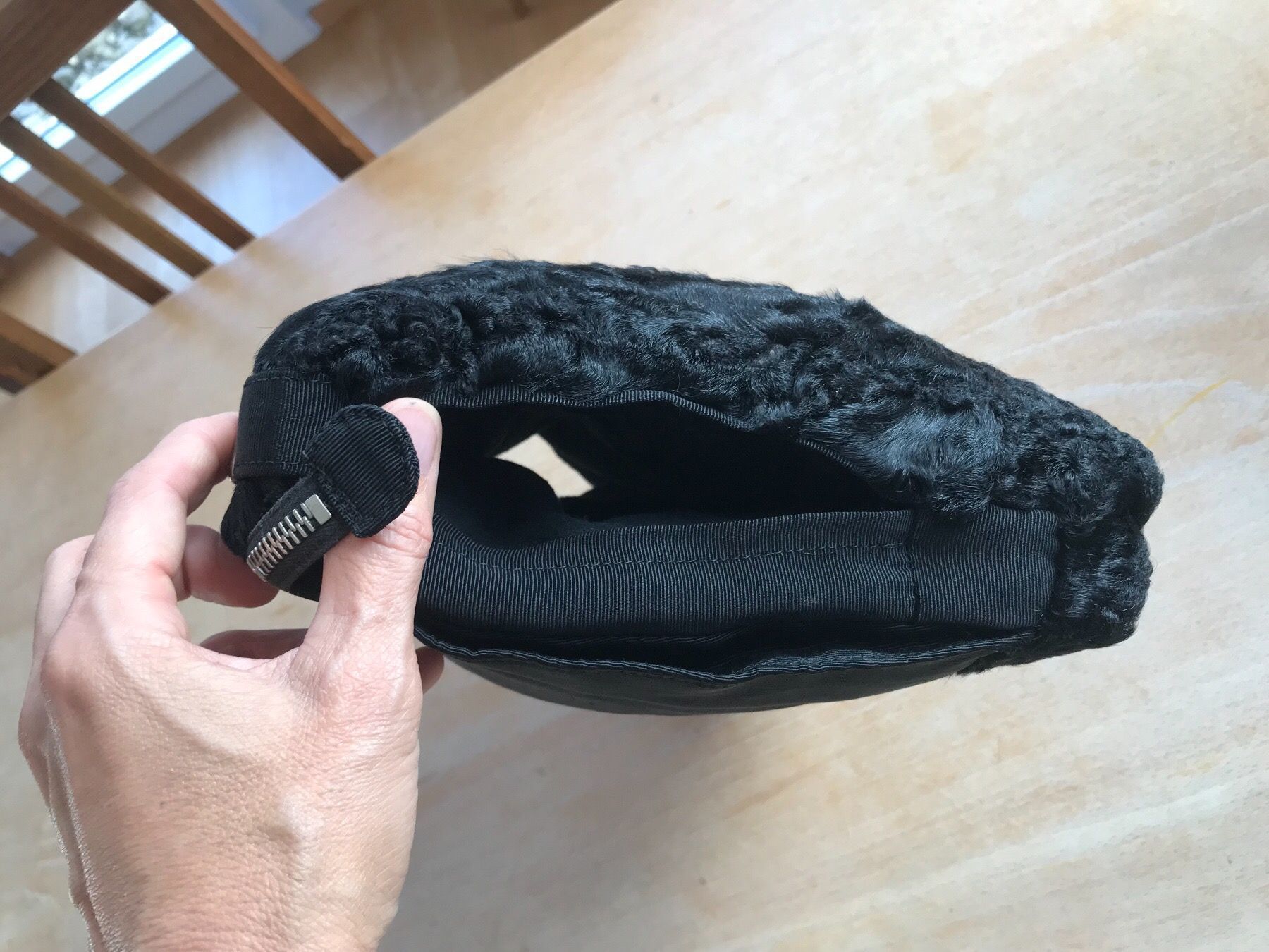 Borse da donna: Antike Muff-Tasche, Persianerfell – Usato da Hittnau venduto da Noppi 9