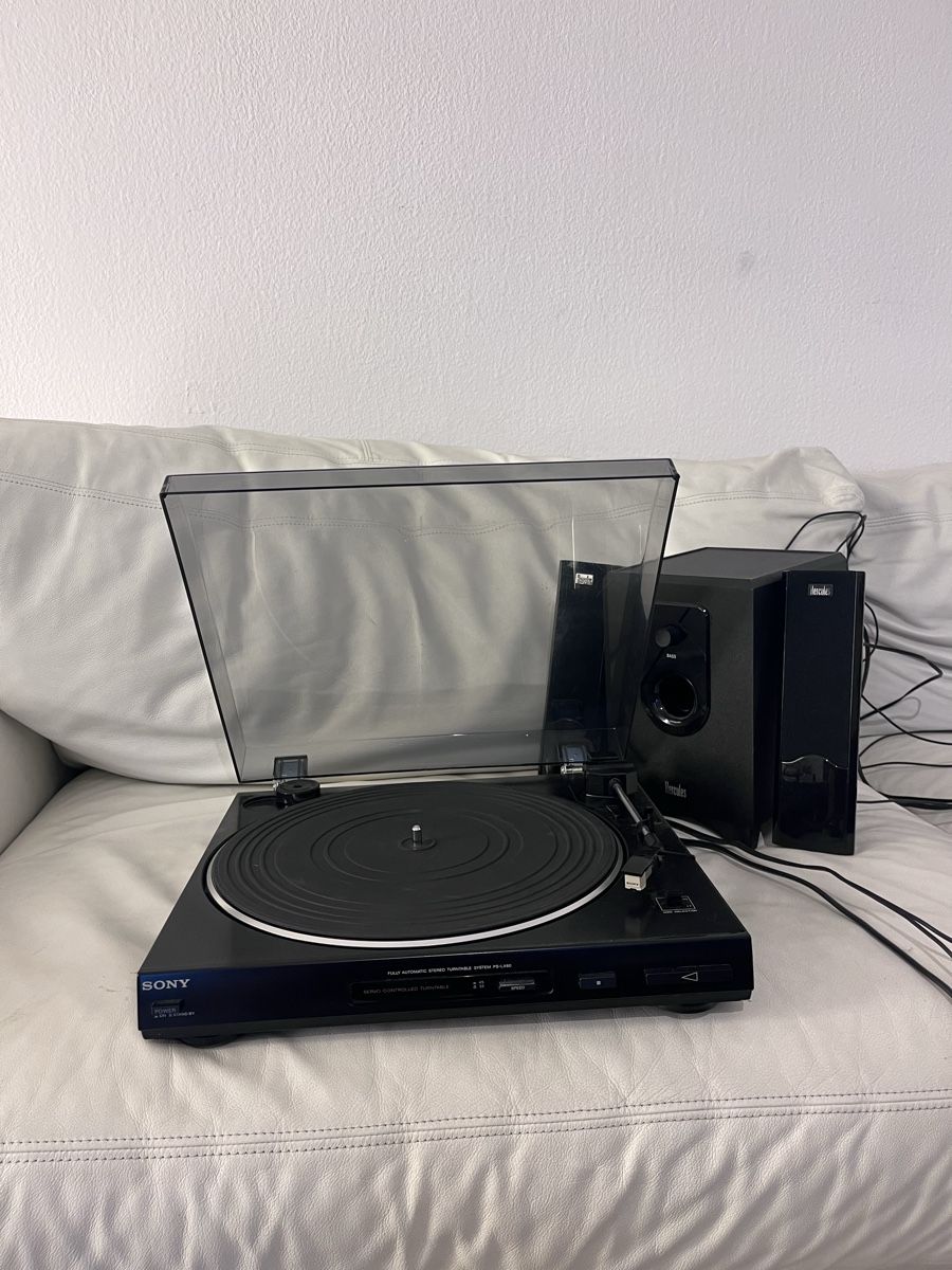Sony Giradischi: Lecteur vinyle Sony et sono hercules – Usato da Pieterlen venduto da tom_8d86