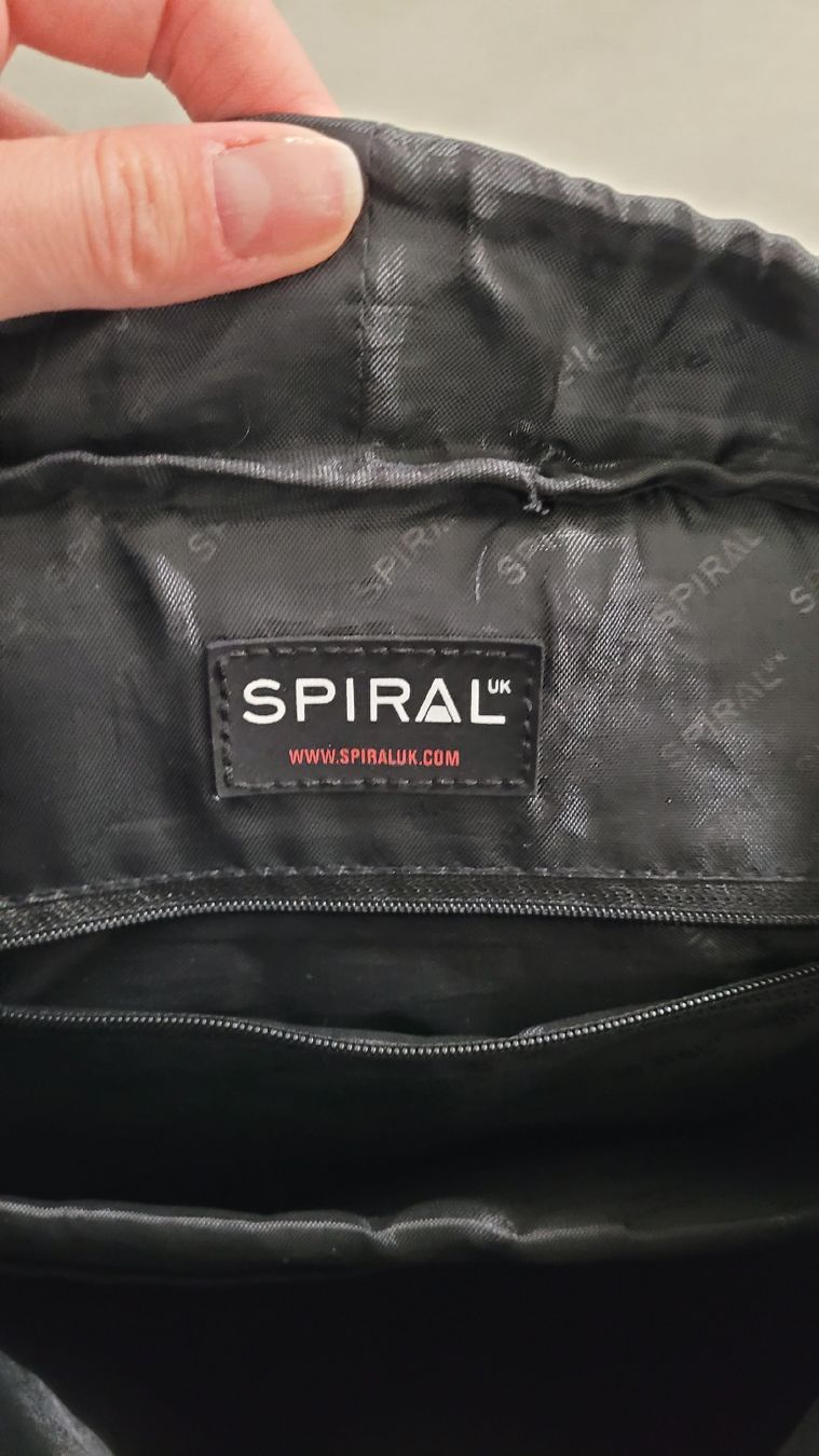 Zaini: Rucksack – Nuovo (secondo la descrizione) da Neu St. Johann venduto da cim_vv6n 1