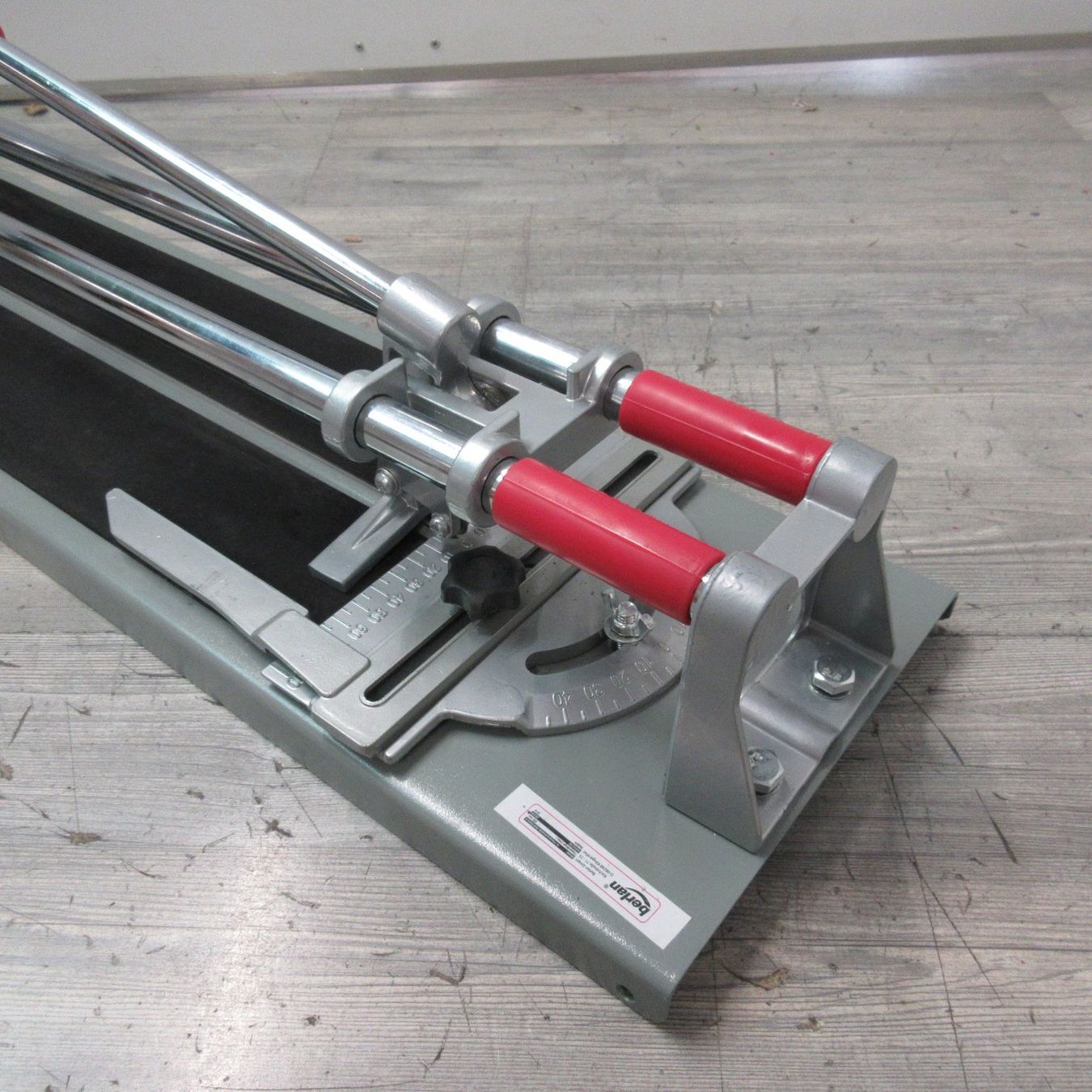 Tutte le macchine: Berlan 600 mm Hand Fliesenschneider Fliesenschneidemaschine – Nuovo (secondo la descrizione) da Baar venduto da Werkzeugzentrum 1