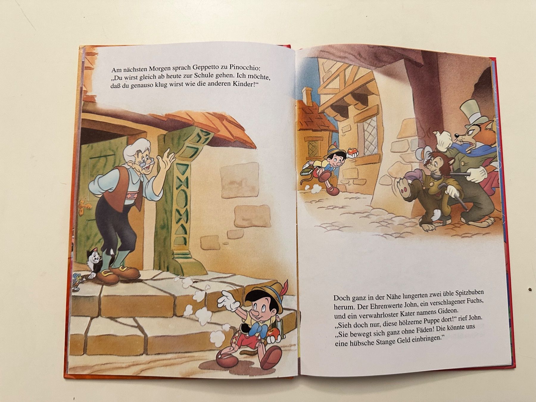 Bücher: Wald Disney präsentiert: PINOCCHIO – Gebraucht aus Münsingen von Ganjam 4