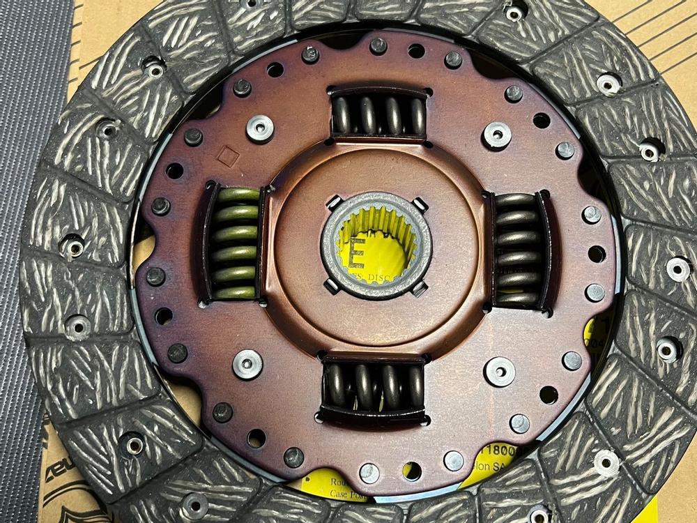 Disque embrayage Mx-5 modèle NA ou NB 1.6 et 1.8