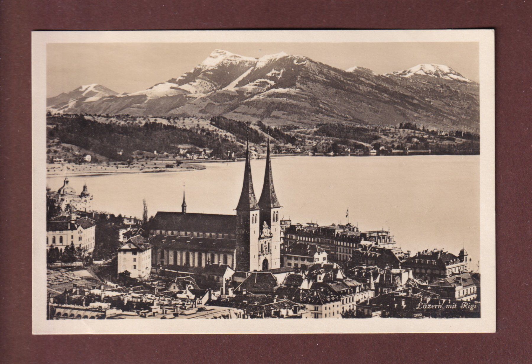 Cartoline postali: LUZERN - Hofkirche - Rigi – Usato da Pully venduto da nicecards-shop