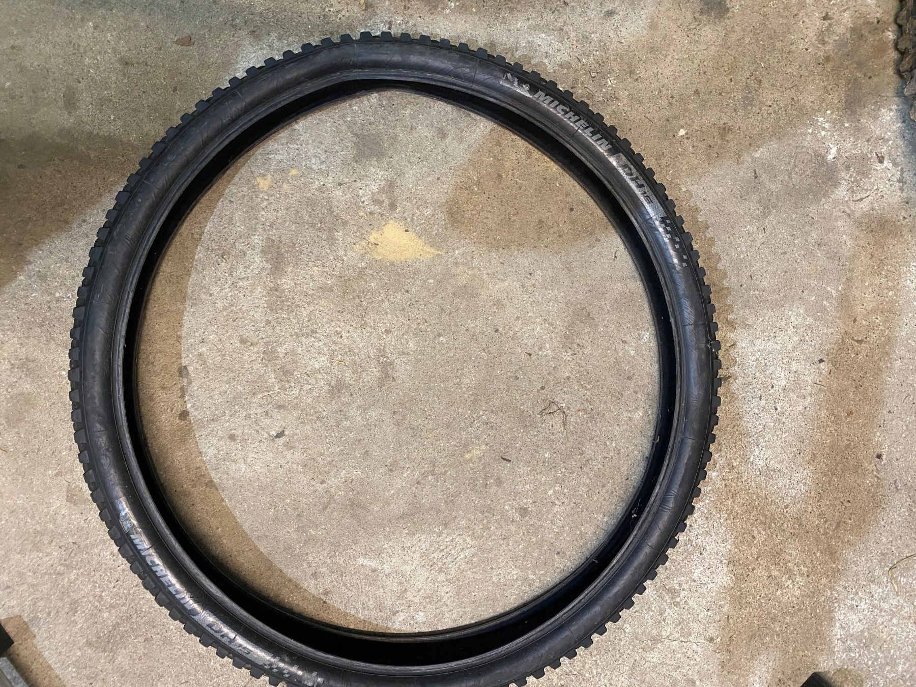 Maxxis Pezzi di ricambio: Lot de pneu Michelin et MAXXIS – Usato da Treyvaux venduto da jeremie.12.8 4