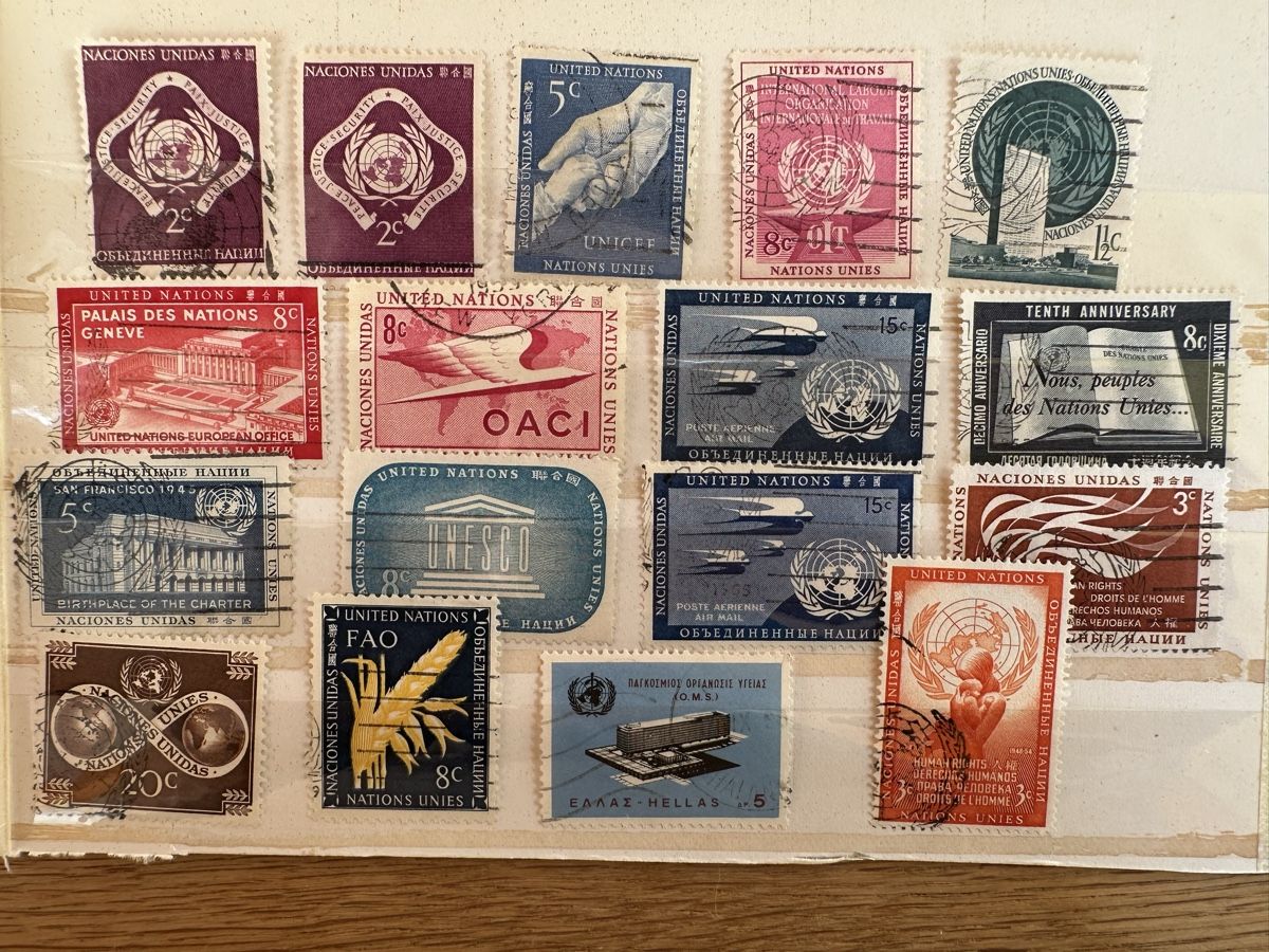 Alle Briefmarken: Nations Unies - 1950er Jahre o – Gebraucht aus Schmitten / FR von Samsara169