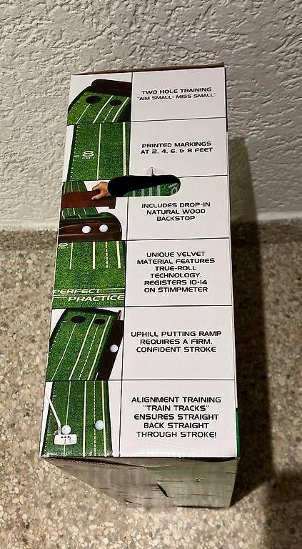 Mazze & Set: Golf - Perfect Putting Mat – Usato da Clarmont venduto da Picaros 1