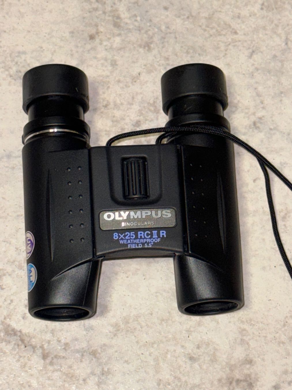 Olympus Binocoli: Olympus Binoculars 8x25 RC ii R weatherproof – Usato da Kaiseraugst venduto da Drasa
