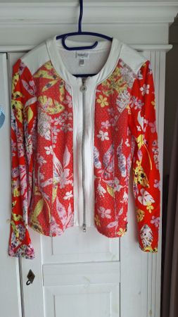Sportalm Kitzbühel Jacke, Gr. 36, Top Zustand, Blumen