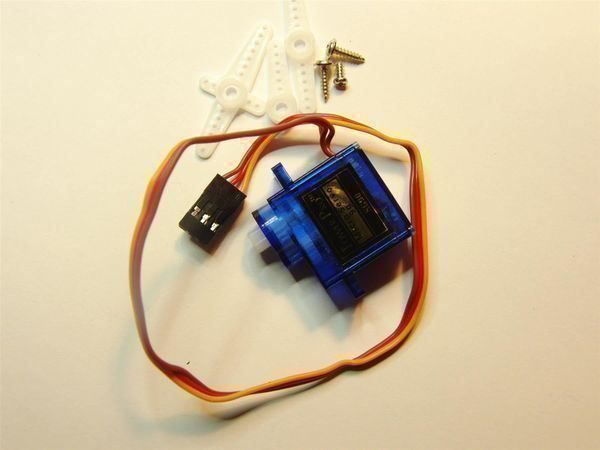 Componenti elettronici: TowerPro Mini Servo 9G SG90 – Nuovo e nell'imballaggio originale da Riehen venduto da GrauerBaer55 4