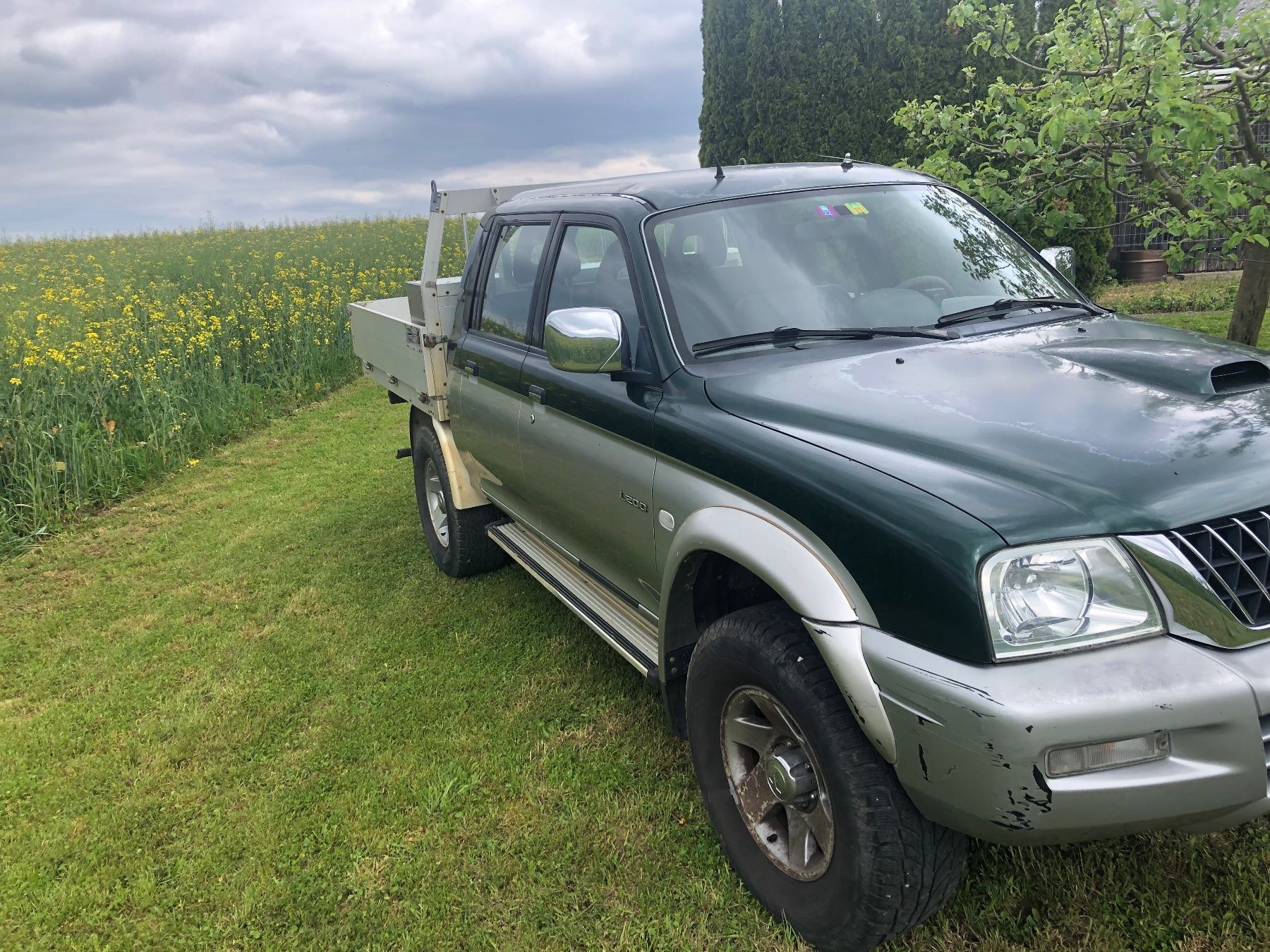 Mitsubishi Autos: Mitsubishi L200 4x4 2,5 TDI – Gebraucht aus Hellikon von  1