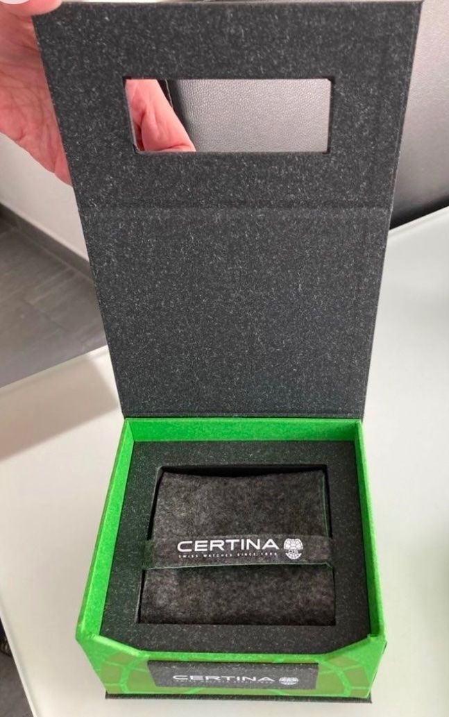 Certina Scatole porta orologi: CERTINA Uhren-Box (neu!) – Nuovo (secondo la descrizione) da Eschenbach SG venduto da ClassicTime_ch 3