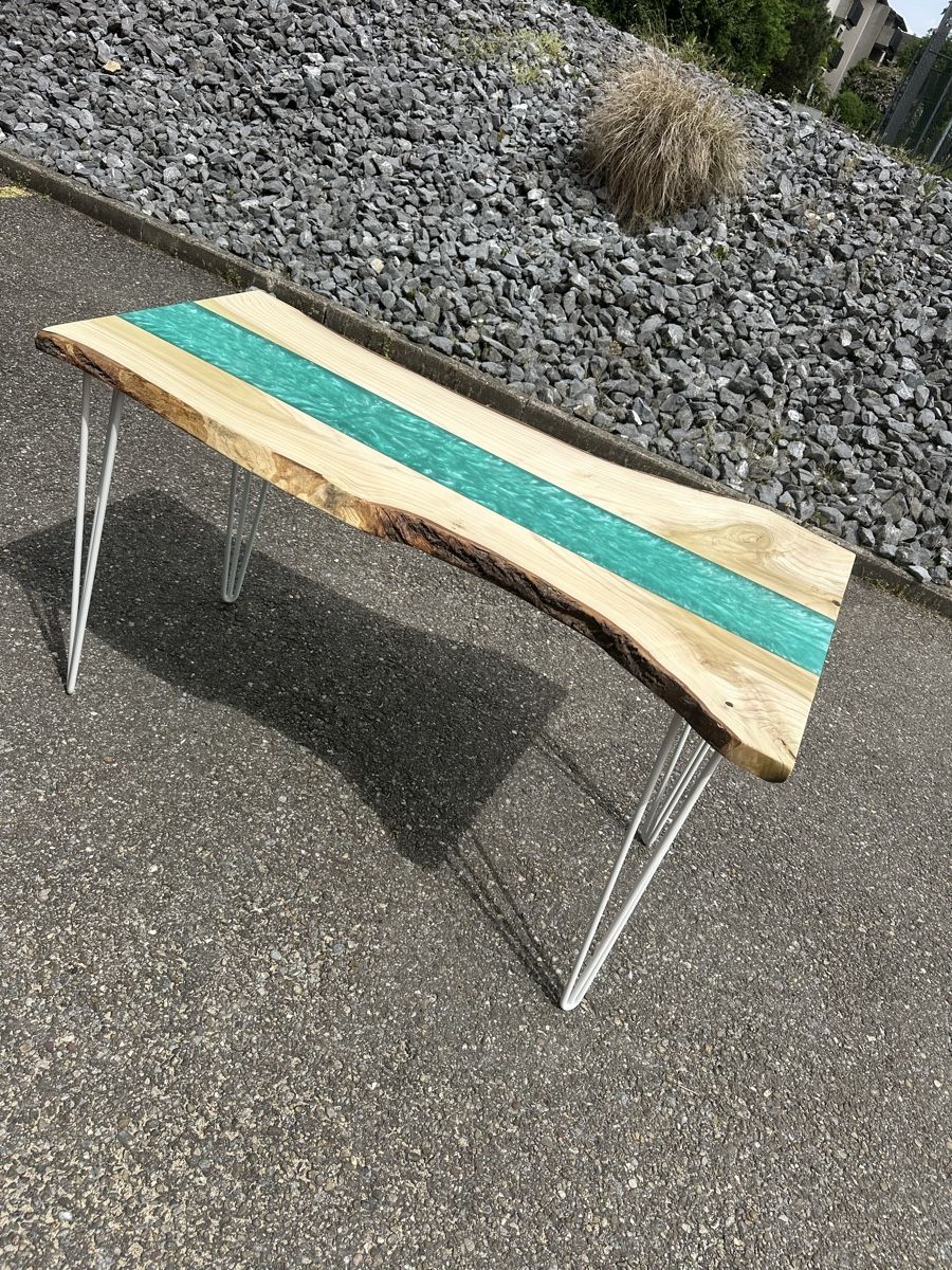 Tische: Esstisch Schweizer Tulpenholz mit Epoxy grün. – Neu (gemäss Beschreibung) aus Zürich von stefano29482 3