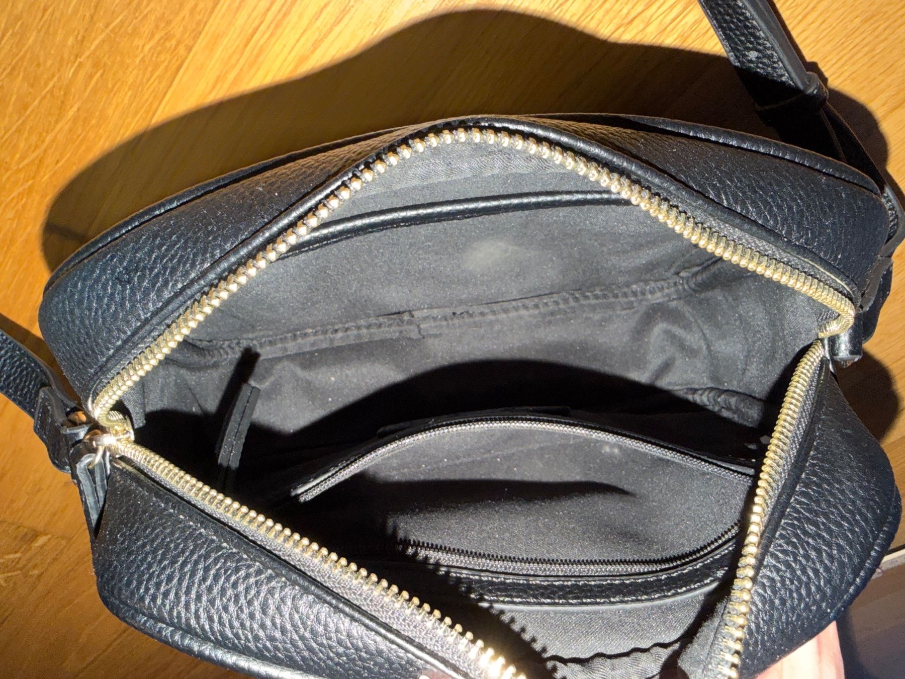 Valentino Borse da donna: valentino tasche schwarz – Usato da Bonstetten venduto da juliestore 3