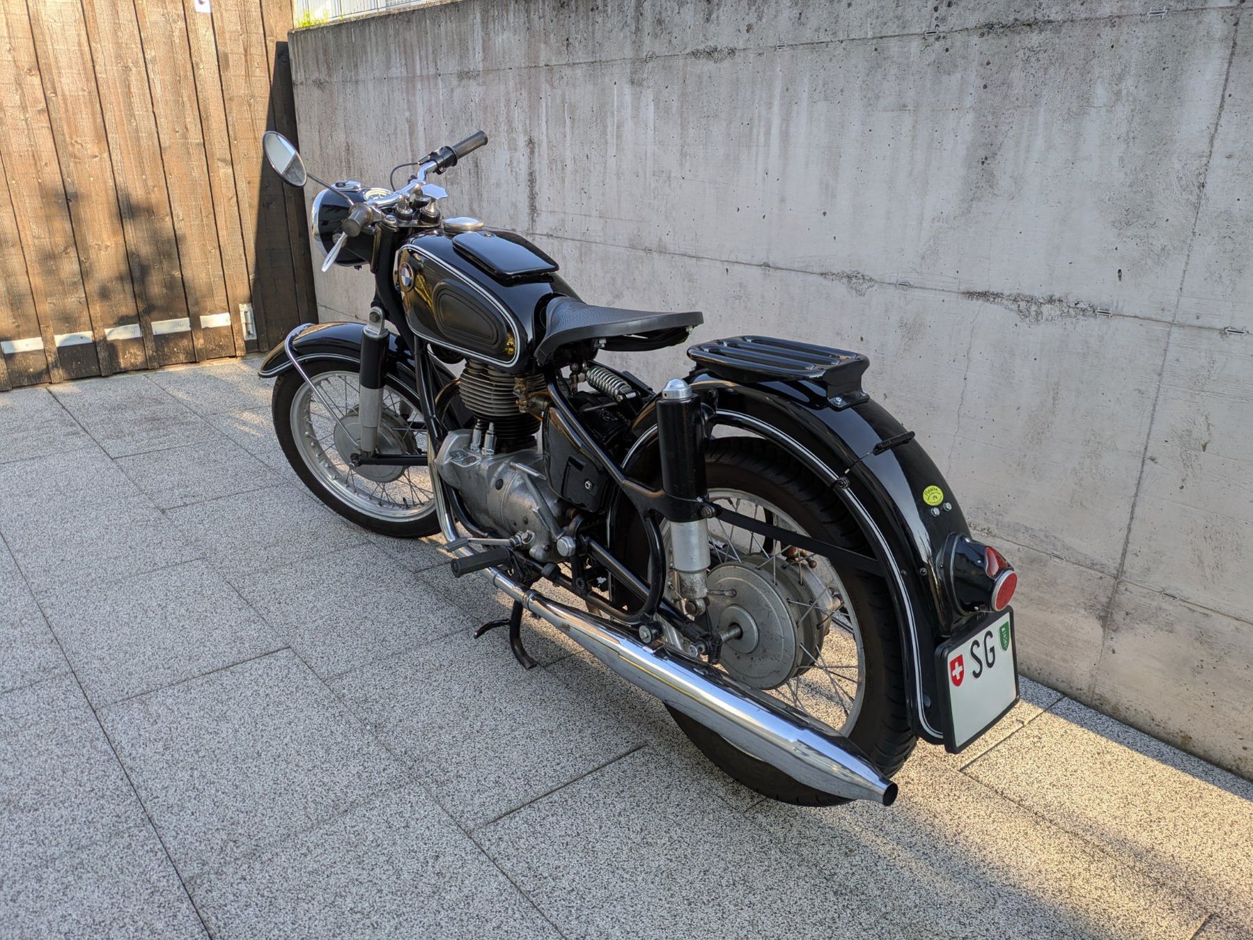 BMW Strada: BMW R26 mit Veteraneneintrag – Usato da Widnau venduto da TheImpaler 3