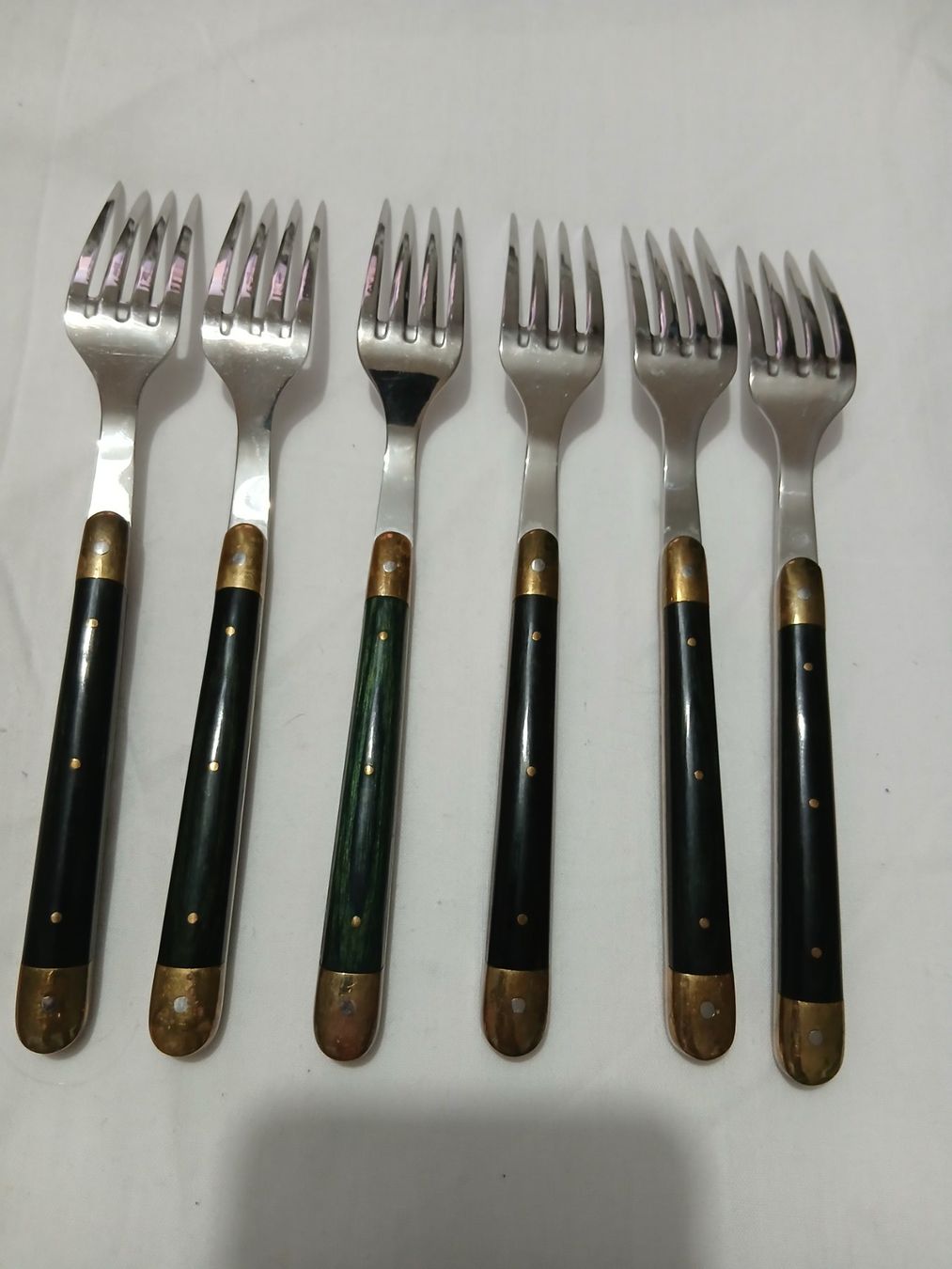 Laguiole Set di posate: 6x fourchettes + 6x couteaux Laguiole – Nuovo (secondo la descrizione) da Le Grand-Saconnex venduto da Rgt87