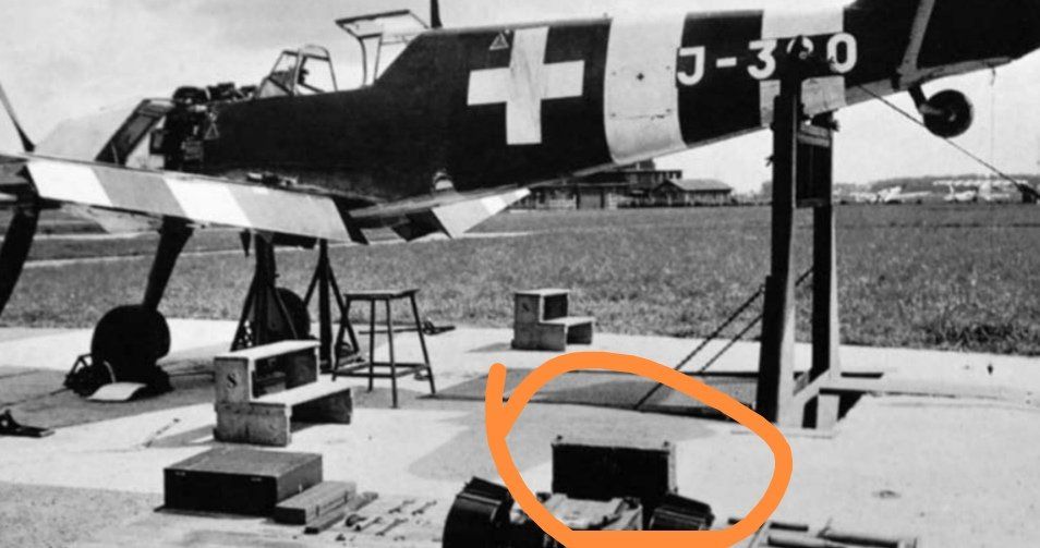 Schweizer Armee Uniformi: Munitionskiste Messerschmitt Luftwaffe Fliegertruppe Flieger – Usato da Neuenkirch venduto da bf-109 6