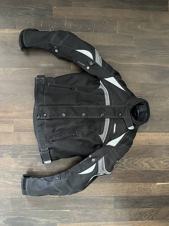 FLM Giacche: Schöne Herren Motorradjacke FLM Greyhound – Usato da Herrenschwanden venduto da bibel1234
