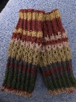 Warme, gestrickte Pulswärmer für den Herbst/Winter.